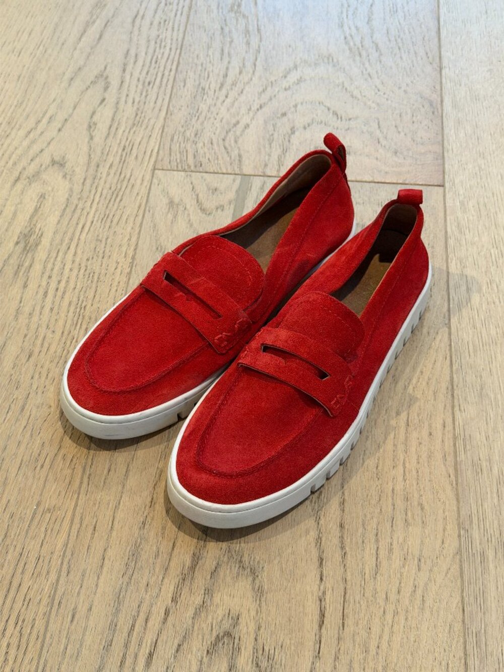 Vionic Uptown Loafer in Red Suede